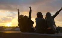 Phim tài liệu “K-Pop Idols” bóc trần sự thật đằng sau hành trình của thần tượng Kpop