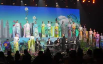 Chương trình nghệ thuật "Đêm Việt Nam" mở màn Hội chợ Du lịch Quốc tế TP Hồ Chí Minh 2024