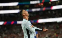 Cột mốc 900 bàn đã xong, kỷ lục 1000 bàn thắng không còn xa với Ronaldo