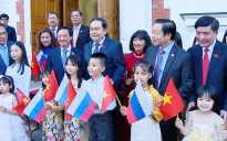 Chủ tịch Quốc hội Trần Thanh Mẫn gặp gỡ cộng đồng người Việt Nam tại Liên bang Nga