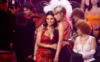 Selena Gomez không hoà hợp với bạn bè của Taylor Swift