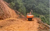 Điện Biên: Mưa liên tục kéo dài, nhiều tuyến đường bị sạt lở nghiêm trọng