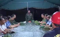 Dựng lều dã chiến tìm kiếm nạn nhân trong vụ sập cầu Phong Châu