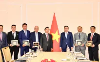 Chủ tịch Quốc hội Trần Thanh Mẫn tiếp các doanh nghiệp Việt Nam tại Liên bang Nga