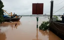 Lũ trên sông Lô, sông Cầu, sông Thương, sông Hồng tiếp tục lên