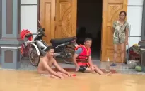 Thái Nguyên ứng cứu hơn 400 hộ dân bị cô lập do lũ