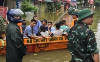 Tuyên Quang ứng trực 24/24 hỗ trợ di dời dân tới nơi an toàn
