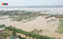 Hàng trăm nhà dân ở Hà Nam ngập trong biển nước