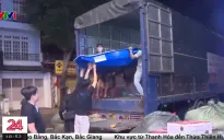 TP Hồ Chí Minh: Gấp rút vận chuyển xuồng, phao đến vùng lũ lụt miền Bắc