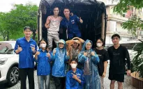 Trên chuyến xe 0 đồng thắm tình đồng bào những ngày mưa lũ