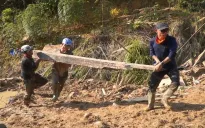 Lực lượng tình nguyện viên đặc biệt hỗ trợ tìm kiếm cứu nạn ở Lào Cai