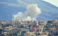 Israel, Hezbollah tấn công đáp trả nhau ồ ạt sau vụ nổ máy nhắn tin tại Lebanon