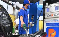 Giá xăng tăng trở lại sau gần một tháng