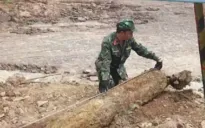 Xử lý quả bom nặng hơn 450kg ở Quảng Trị