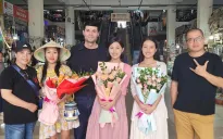 Sao Kim bắn tim Sao Hỏa đóng máy