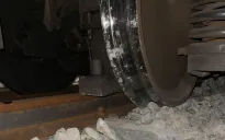 Đường sắt Bắc - Nam đoạn tàu hàng bị trật bánh đã thông tuyến trở lại