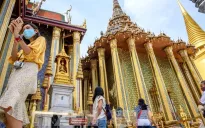 Du lịch Thái Lan lo du khách giảm chi tiêu