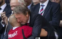 Jamie Carragher chỉ trích Sir Jim Ratcliffe vì phong độ tệ hại của Man United