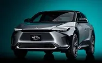 Toyota hoãn kế hoạch sản xuất xe điện sang năm 2026