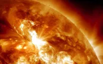 Bão Mặt Trời cực mạnh sắp tác động đến Trái Đất