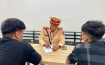 Vi phạm nồng độ cồn, tài xế bỏ lại ô tô, nhảy xuống hồ trốn
