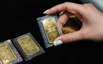 Giá vàng giảm mạnh