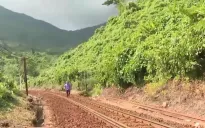 Đường sắt qua đèo Hải Vân xuống cấp nghiêm trọng