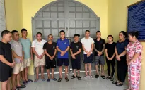 Bắt nhóm sản xuất pháo ngay trong khu trọ rồi rao bán trên mạng