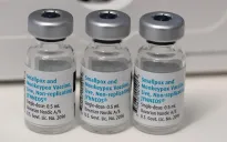 WHO phê chuẩn vaccine đậu mùa khỉ của Bavarian Nordic cho thanh thiếu niên