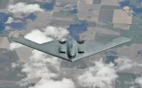 Máy bay ném bom B-2 của Mỹ không kích căn cứ Houthi tại Yemen