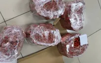 Học sinh tự sản xuất pháo trong phòng ngủ