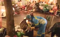 Hà Nội: Thách thức phân loại rác sinh hoạt đường phố