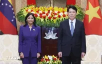 Chủ tịch nước Lương Cường tiếp Phó Tổng thống Thường trực Bolivar Venezuela