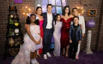 Lý do Selena Gomez trở lại với loạt phim Disney