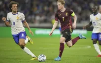 Chấn thương bí ẩn của Kevin De Bruyne khiến Pep Guardiola đau đầu!