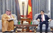 Thủ tướng Phạm Minh Chính tiếp Bộ trưởng Kinh tế và Kế hoạch Saudi Arabia