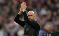 Erik ten Hag gửi lời chào tạm biệt tới các cổ động viên Manchester United