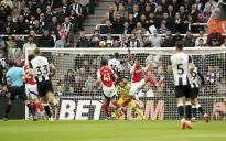 Arteta và Saliba thẳng thừng phê bình Arsenal sau trận thua đau đớn trước Newcastle!