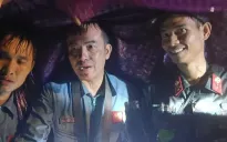 Hoàn thành cứu hộ 2 phi công thoát hiểm khỏi máy bay huấn luyện bị rơi