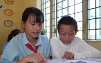 Chuyện cổ tích của các em bé Làng Nủ sau hành trình trở về