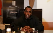 Sean "Diddy" Combs bị tố vi phạm quy tắc trong tù
