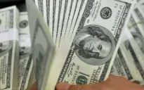Quan chức Fed kêu gọi không cắt giảm lãi suất quá nhanh