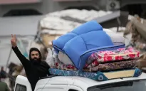 Người dân Lebanon trở về nhà sau lệnh ngừng bắn