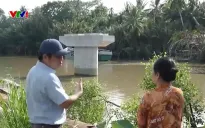 Cây cầu hơn 60 tỷ đồng thi công dang dở do thiếu mặt bằng