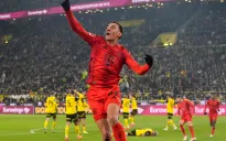 Dortmund và Bayern Munich bất phân thắng bại