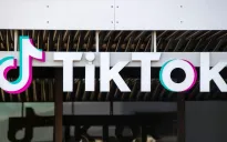 TikTok cấm người dưới 18 tuổi dùng filter làm đẹp