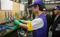 Nhật Bản nới lỏng quy định chuyển nơi làm việc cho thực tập sinh