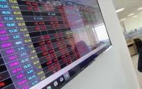 VN-Index thoái lui khỏi mốc 1.270 điểm