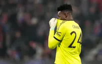 Onana phạm sai lầm, Manchester United thắng nhọc Viktoria Plzen