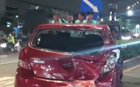 Tai nạn liên hoàn, 4 xe ô tô gặp nạn